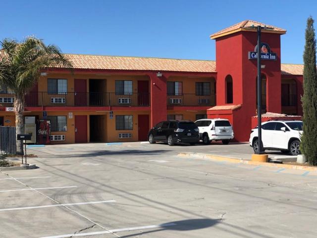 California Inn Hotel And Suites Adelanto Us 395 외부 사진